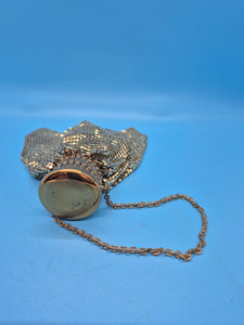 Vintage Whiting & Davis Gold Mesh Beggar's Purse