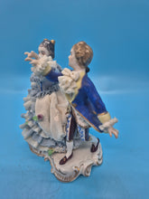 Porcelain Lovers Dancing - Blue & White Dresden Lace