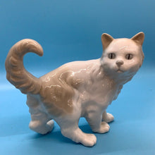 Nao Spain Porcelain Cat Figurine